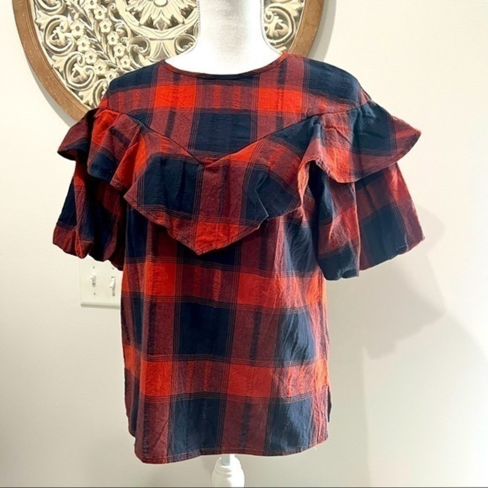 BCBGENERATION Pouffed Sleeved Ruffled Top Navy and Rust  Plaid NWT Size XS❤️
